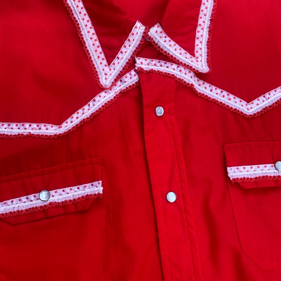 1980’s Western Wear Pearl Snap Blouse with Lace and Polka Dot Trimming - Picture 3 of 5